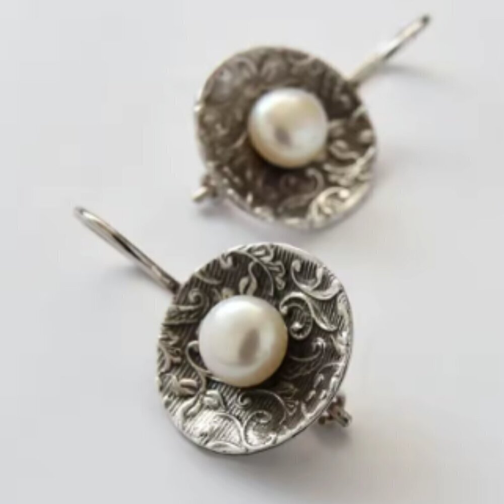 Silver plated Earring with Faux Pearls - New